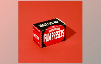 Download Moody Dark Room - Moody Film <span class='badge badge-warning'>Preset</span> <span class='badge badge-warning'>Pack</span>