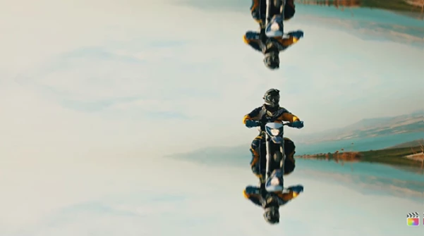 Distorted Tile Warp Transitions